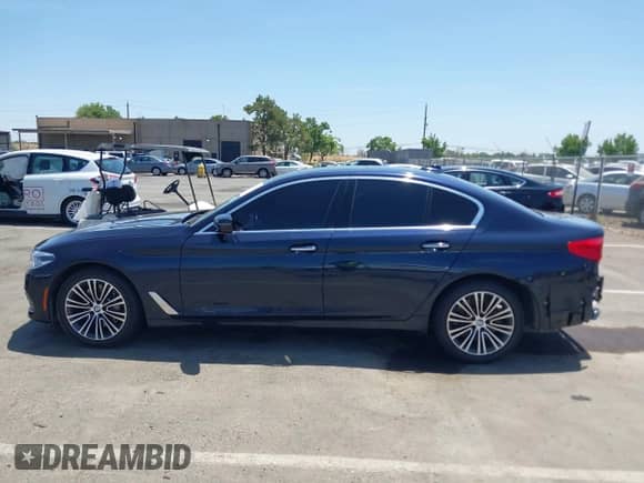 2017 BMW 5 Series 540i с VIN WBAJE5C30HG916511, выставлен на аукционе IAAI как лот 42603595 с пробегом 74 283 миль миль и . История ставок и продаж доступна на DreamBid. Изображение 15.