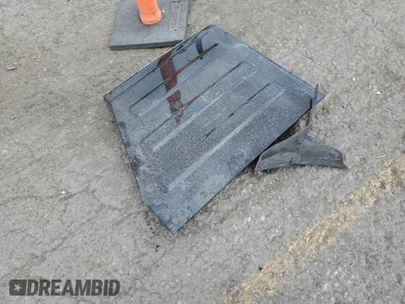 2021 Jeep Wrangler Unlimited Sahara Altitude z VIN 1C4HJXEN0MW853661, wystawiony jako Copart lot #53398555 z przebiegiem 38 286 mil mil oraz Szkoda całkowita • Salvage title. Historia ofert i sprzedaży dostępna na DreamBid. Obrazek 14.