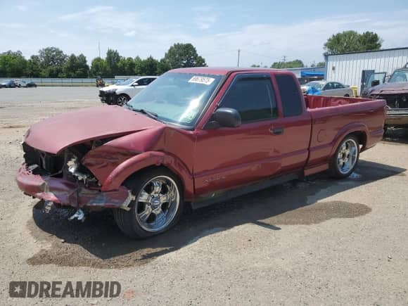 2002 Chevrolet S-10 LS с VIN 1GCCS19W828193958, выставлен на аукционе Copart как лот 69679575 с пробегом 215 081 миль миль и Списание • Salvage title. История ставок и продаж доступна на DreamBid. Изображение 1.