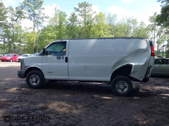2006 Chevrolet Express Cargo z VIN 1GCGG25V661244491, wystawiony jako IAAI lot #42747829 z przebiegiem 222 890 mil mil oraz . Historia ofert i sprzedaży dostępna na DreamBid. Obrazek 14.