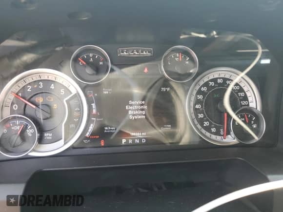 2015 Ram 1500 Big Horn z VIN 1C6RR7TM7FS710893, wystawiony jako Copart lot #59328935 z przebiegiem 169 384 mil mil oraz Szkoda całkowita • Salvage title. Historia ofert i sprzedaży dostępna na DreamBid. Obrazek 9.