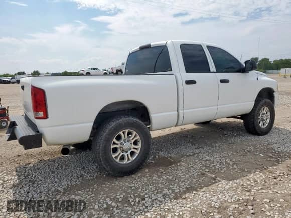 2004 Dodge 2500 SLT with VIN 3D7KU28C14G183682, listed as a Copart auction lot 69176055 with 229,959 mi miles and Salvage title. Bid and sale history available at DreamBid. Image 3.