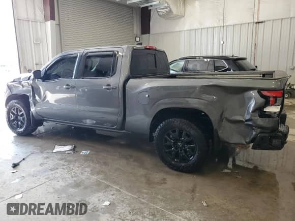 2023 Nissan Frontier SV with VIN 1N6ED1FK0PN636758, listed as a Copart auction lot 70601224 with 19,997 mi miles and Salvage title. Bid and sale history available at DreamBid. Image 2.