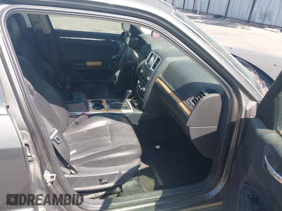 2008 Chrysler 300 Limited with VIN 2C3KA33G58H176537, listed as a IAAI auction lot 42906085 with 105,040 mi miles and . Bid and sale history available at DreamBid. Image 5.