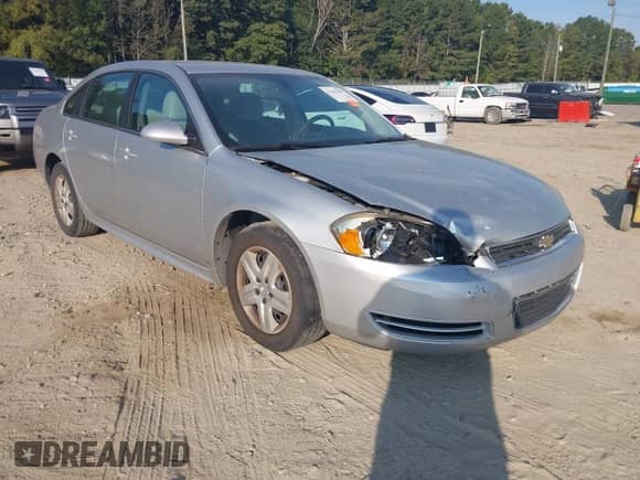 2009 Chevrolet Impala LS with VIN 2G1WB57K591189182, listed as a IAAI auction lot 43282587 with 101,202 mi miles and . Bid and sale history available at DreamBid. Image 6.