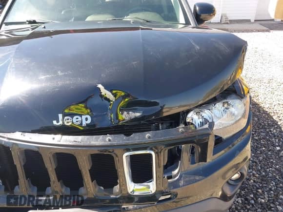 2017 Jeep Compass High Altitude z VIN 1C4NJCEBXHD163046, wystawiony jako IAAI lot #41983669 z przebiegiem 113 668 mil mil oraz . Historia ofert i sprzedaży dostępna na DreamBid. Obrazek 6.