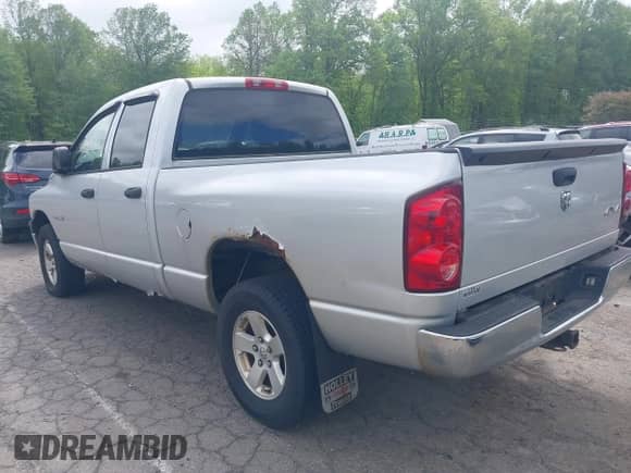 2008 Dodge 1500 SLT with VIN 1D7HU18N98S587656, listed as a IAAI auction lot 42289706 with 242,562 mi miles and . Bid and sale history available at DreamBid. Image 3.