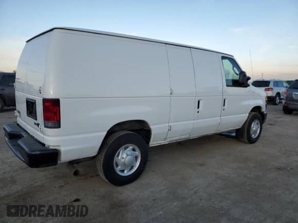 2011 Ford Econoline Cargo Commercial z VIN 1FTSE3EL6BDA78468, wystawiony jako Copart lot #83078344 z przebiegiem 139 237 mil mil oraz Czysty tytuł • Clean title. Historia ofert i sprzedaży dostępna na DreamBid. Obrazek 3.