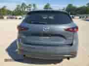 2024 Mazda CX-5 S Carbon Edition z VIN JM3KFBCLXR0513754, wystawiony jako Copart lot #84480635 z przebiegiem Nie podano mil oraz Czysty tytuł • Clean title. Historia ofert i sprzedaży dostępna na DreamBid. Obrazek 6.