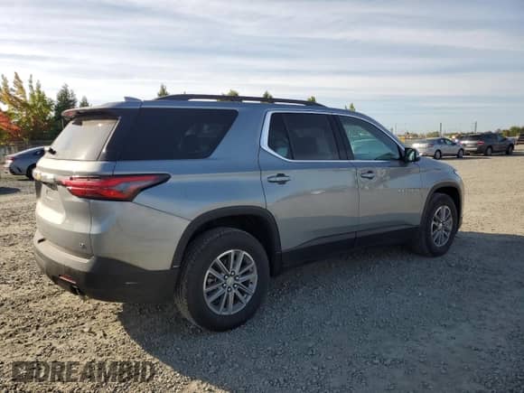 2024 Chevrolet Traverse LT Cloth z VIN 1GNETVKW7RJ137043, wystawiony jako Copart lot #72206054 z przebiegiem 6 552 mil mil oraz Szkoda całkowita • Salvage title. Historia ofert i sprzedaży dostępna na DreamBid. Obrazek 3.