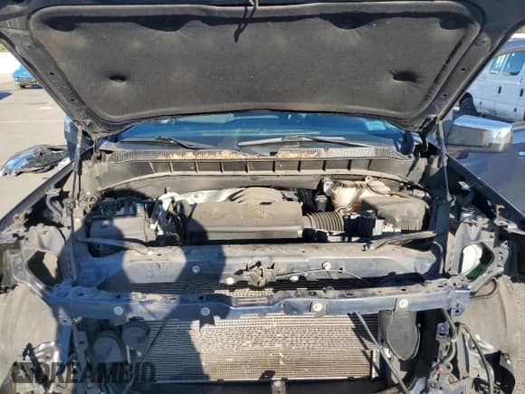 2020 Chevrolet Silverado 1500 LT with VIN 1GCRYDED3LZ338804, listed as a Copart auction lot 83993085 with 92,618 mi miles and Salvage title. Bid and sale history available at DreamBid. Image 11.