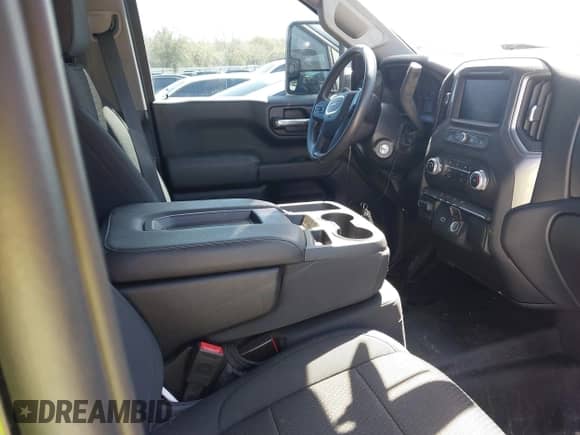 2020 GMC Sierra 1500 with VIN 1GTU9AEF6LZ206403, listed as a IAAI auction lot 41639353 with 84,253 mi miles and . Bid and sale history available at DreamBid. Image 5.