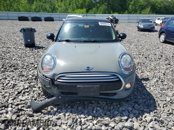 2014 MINI Hardtop with VIN WMWXM5C51ET933450, listed as a Copart auction lot 56686374 with 82,100 mi miles and Salvage title. Bid and sale history available at DreamBid. Image 5.