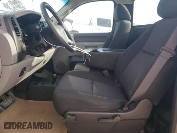 2013 Chevrolet Silverado 1500 Work Truck с VIN 1GCNKPEA4DZ126275, выставлен на аукционе Copart как лот 43174545 с пробегом 110 930 миль миль и Чистый • Clean title. История ставок и продаж доступна на DreamBid. Изображение 7.