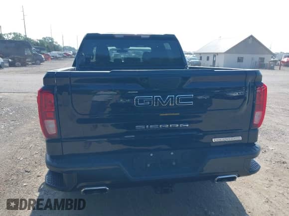 2021 GMC Sierra 1500 Elevation с VIN 3GTU9CED9MG371986, выставлен на аукционе IAAI как лот 42822736 с пробегом 56 978 миль миль и . История ставок и продаж доступна на DreamBid. Изображение 17.