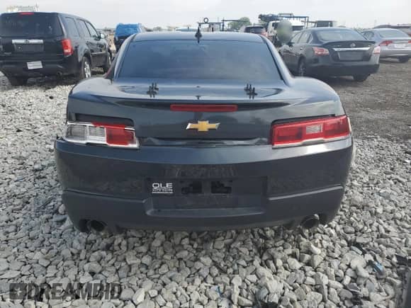 2015 Chevrolet Camaro LS с VIN 2G1FB1E39F9310040, выставлен на аукционе Copart как лот 57105285 с пробегом 146 458 миль миль и Списание • Salvage title. История ставок и продаж доступна на DreamBid. Изображение 6.
