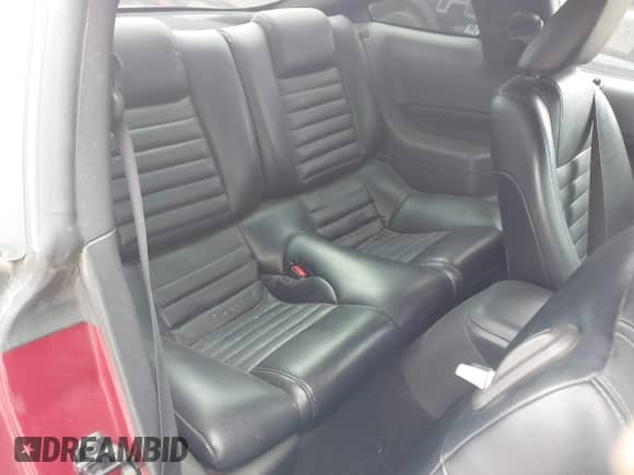 2005 Ford Mustang Deluxe с VIN 1ZVFT80N055208219, выставлен на аукционе IAAI как лот 42289150 с пробегом 144 434 миль миль и . История ставок и продаж доступна на DreamBid. Изображение 8.