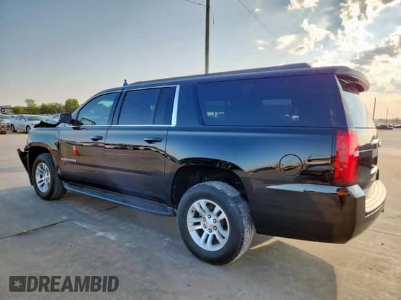 2019 Chevrolet Suburban LT с VIN 1GNSKHKC6KR335603, выставлен на аукционе Copart как лот 71271655 с пробегом 135 821 миль миль и Списание • Salvage title. История ставок и продаж доступна на DreamBid. Изображение 2.