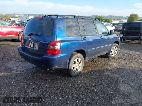 2004 Toyota Highlander Limited с VIN JTEEP21A040026233, выставлен на аукционе IAAI как лот 43319744 с пробегом 286 550 миль миль и . История ставок и продаж доступна на DreamBid. Изображение 4.