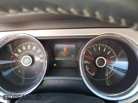 2014 Ford Mustang Premium with VIN 1ZVBP8AM7E5201163, listed as a Copart auction lot 81698935 with 106,373 mi miles and Salvage title. Bid and sale history available at DreamBid. Image 9.