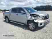 2011 Toyota Tundra z VIN 5TFEY5F10BX114151, wystawiony jako Copart lot #85832145 z przebiegiem 177 884 mil mil oraz Szkoda całkowita • Salvage title. Historia ofert i sprzedaży dostępna na DreamBid. Obrazek 4.