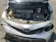 2016 Toyota Prius Two z VIN JTDZN3EU0GJ043294, wystawiony jako Copart lot #68910055 z przebiegiem 193 804 mil mil oraz Szkoda całkowita • Salvage title. Historia ofert i sprzedaży dostępna na DreamBid. Obrazek 12.