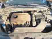 2017 Hyundai Sonata SE z VIN 5NPE24AF5HH571461, wystawiony jako IAAI lot #43390550 z przebiegiem 193 929 mil mil oraz . Historia ofert i sprzedaży dostępna na DreamBid. Obrazek 10.