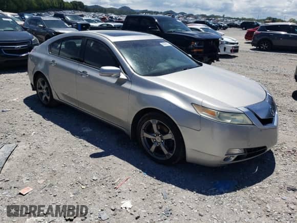 2011 Acura TL Technology с VIN 19UUA9F51BA002330, выставлен на аукционе Copart как лот 68068215 с пробегом 205 993 миль миль и Списание • Salvage title. История ставок и продаж доступна на DreamBid. Изображение 4.