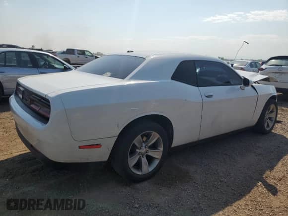 2015 Dodge Challenger SXT with VIN 2C3CDZAG5FH719996, listed as a Copart auction lot 71325815 with 167,364 mi miles and Salvage title. Bid and sale history available at DreamBid. Image 3.