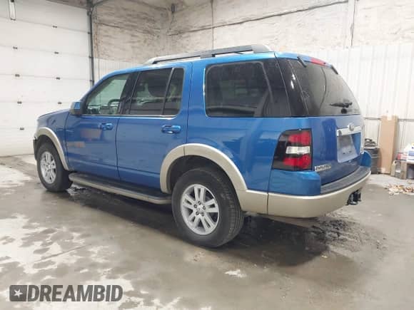 2010 Ford Explorer Eddie Bauer z VIN 1FMEU7EE1AUA86013, wystawiony jako IAAI lot #43323241 z przebiegiem 44 895 mil mil oraz . Historia ofert i sprzedaży dostępna na DreamBid. Obrazek 3.