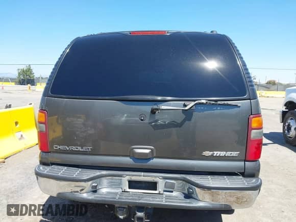 2002 Chevrolet Tahoe LT с VIN 1GNEK13T52J253461, выставлен на аукционе IAAI как лот 42998511 с пробегом 222 814 миль миль и . История ставок и продаж доступна на DreamBid. Изображение 16.