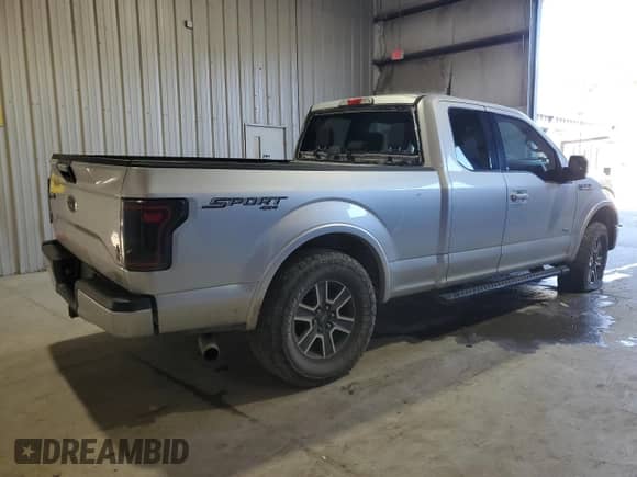 2015 Ford F-150 XLT z VIN 1FTEX1EP8FFD05622, wystawiony jako Copart lot #87402935 z przebiegiem 127 212 mil mil oraz Czysty tytuł • Clean title. Historia ofert i sprzedaży dostępna na DreamBid. Obrazek 3.
