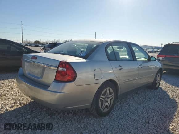 2006 Chevrolet Malibu 1FL z VIN 1G1ZS51856F272772, wystawiony jako Copart lot #43566105 z przebiegiem 124 073 mil mil oraz Szkoda całkowita • Salvage title. Historia ofert i sprzedaży dostępna na DreamBid. Obrazek 3.