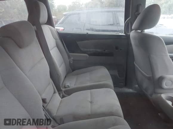 2014 Honda Odyssey EX с VIN 5FNRL5H49EB139202, выставлен на аукционе IAAI как лот 43404334 с пробегом 242 211 миль миль и . История ставок и продаж доступна на DreamBid. Изображение 8.
