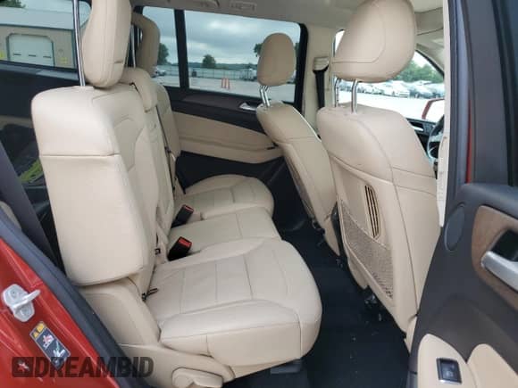 2017 Mercedes-Benz GLS 450 z VIN 4JGDF6EEXHA832227, wystawiony jako Copart lot #62850295 z przebiegiem 102 079 mil mil oraz Szkoda całkowita • Salvage title. Historia ofert i sprzedaży dostępna na DreamBid. Obrazek 10.