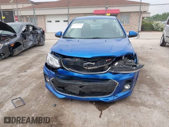 2020 Chevrolet Sonic LT z VIN 1G1JD5SB1L4103521, wystawiony jako IAAI lot #42443045 z przebiegiem 54 470 mil mil oraz . Historia ofert i sprzedaży dostępna na DreamBid. Obrazek 12.