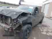 2017 Ram 1500 Tradesman z VIN 1C6RR6FG3HS570344, wystawiony jako IAAI lot #41135258 z przebiegiem 139 215 mil mil oraz . Historia ofert i sprzedaży dostępna na DreamBid. Obrazek 2.