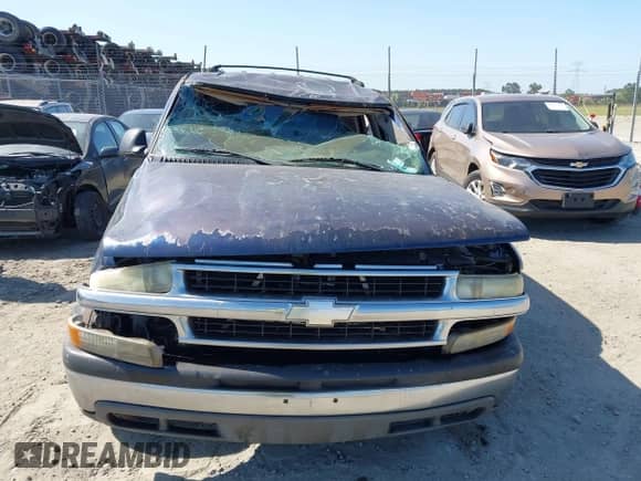 2003 Chevrolet Tahoe LT z VIN 1GNEC13Z13J280286, wystawiony jako IAAI lot #42010980 z przebiegiem Nie podano mil oraz . Historia ofert i sprzedaży dostępna na DreamBid. Obrazek 12.