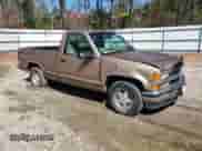 1997 Chevrolet Silverado 1500 with VIN 1GCEC14R4VZ211975, listed as a Copart auction lot 50190115 with 132,978 mi miles and Salvage title. Bid and sale history available at DreamBid. Image 4.