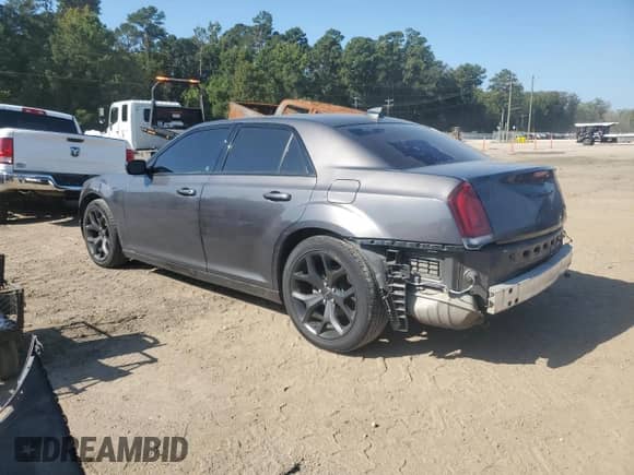 2022 Chrysler 300 S with VIN 2C3CCABG1NH184425, listed as a Copart auction lot 71612115 with 74,548 mi miles and Salvage title. Bid and sale history available at DreamBid. Image 2.