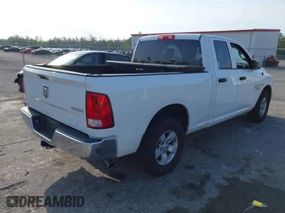 2019 Ram 1500 Express z VIN 1C6RR7FT8KS533686, wystawiony jako IAAI lot #41866997 z przebiegiem 199 502 mil mil oraz . Historia ofert i sprzedaży dostępna na DreamBid. Obrazek 4.