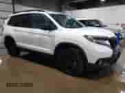 2021 Honda Passport Elite с VIN 5FNYF8H00MB000298, выставлен на аукционе Copart как лот 59617995 с пробегом 48 033 миль миль и Списание • Salvage title. История ставок и продаж доступна на DreamBid. Изображение 4.
