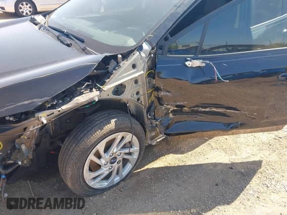 2024 Subaru Impreza z VIN JF1GUABC7R8274624, wystawiony jako IAAI lot #42627316 z przebiegiem 29 002 mil mil oraz . Historia ofert i sprzedaży dostępna na DreamBid. Obrazek 18.