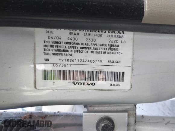 2004 Volvo S60 с VIN YV1RS61T242406749, выставлен на аукционе IAAI как лот 42596548 с пробегом 154 018 миль миль и . История ставок и продаж доступна на DreamBid. Изображение 9.