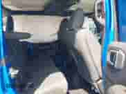 2025 Jeep Wrangler Sahara z VIN 1C4PJXEN8SW589601, wystawiony jako IAAI lot #42598990 z przebiegiem 636 mil mil oraz . Historia ofert i sprzedaży dostępna na DreamBid. Obrazek 8.