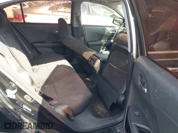 2014 Honda Accord EX z VIN 1HGCR2F72EA190468, wystawiony jako IAAI lot #43473778 z przebiegiem 197 875 mil mil oraz . Historia ofert i sprzedaży dostępna na DreamBid. Obrazek 8.