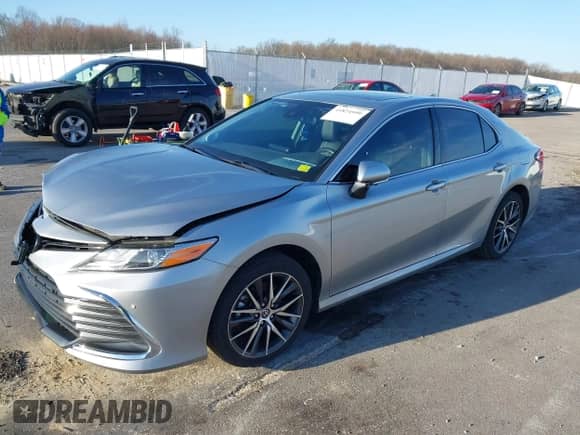 2023 Toyota Camry Hybrid XLE с VIN 4T1F31AK4PU604107, выставлен на аукционе IAAI как лот 41824999 с пробегом 52 316 миль миль и . История ставок и продаж доступна на DreamBid. Изображение 2.