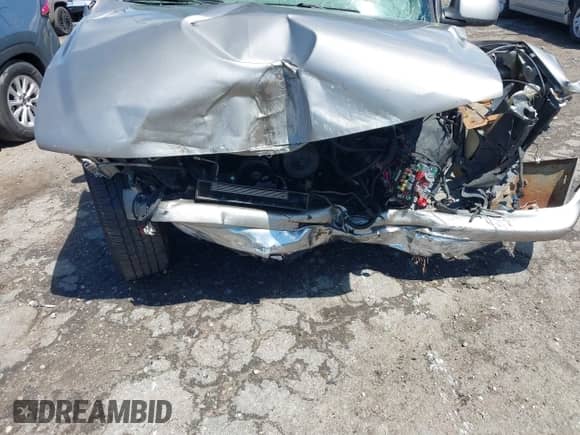 2003 Chevrolet Tahoe LT с VIN 1GNEC13Z33R230166, выставлен на аукционе IAAI как лот 42085832 с пробегом 463 169 миль миль и . История ставок и продаж доступна на DreamBid. Изображение 6.