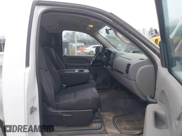 2012 GMC Sierra 1500 Work Truck z VIN 1GTN1TEX6CZ315198, wystawiony jako IAAI lot #41281772 z przebiegiem 158 843 mil mil oraz . Historia ofert i sprzedaży dostępna na DreamBid. Obrazek 5.