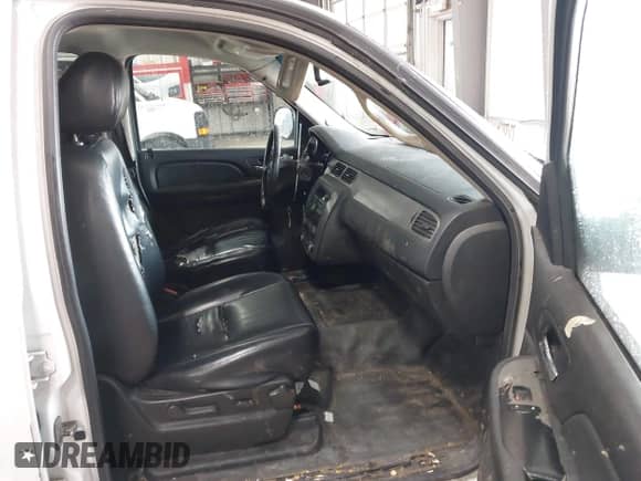 2008 Chevrolet Tahoe Special Service с VIN 1GNFK03008R228207, выставлен на аукционе IAAI как лот 42069230 с пробегом 150 693 миль миль и . История ставок и продаж доступна на DreamBid. Изображение 5.